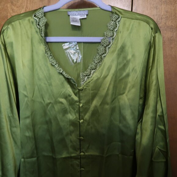 Ulla Popken Inspiration Relaxed Fit Silk Blouse Size 24/26 - Picture 4 of 7